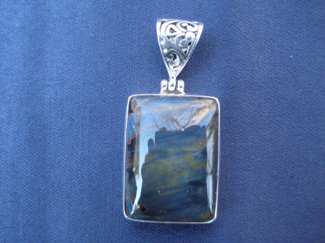 Pietersite Pendant great crystal for Shamanic journeys 2201